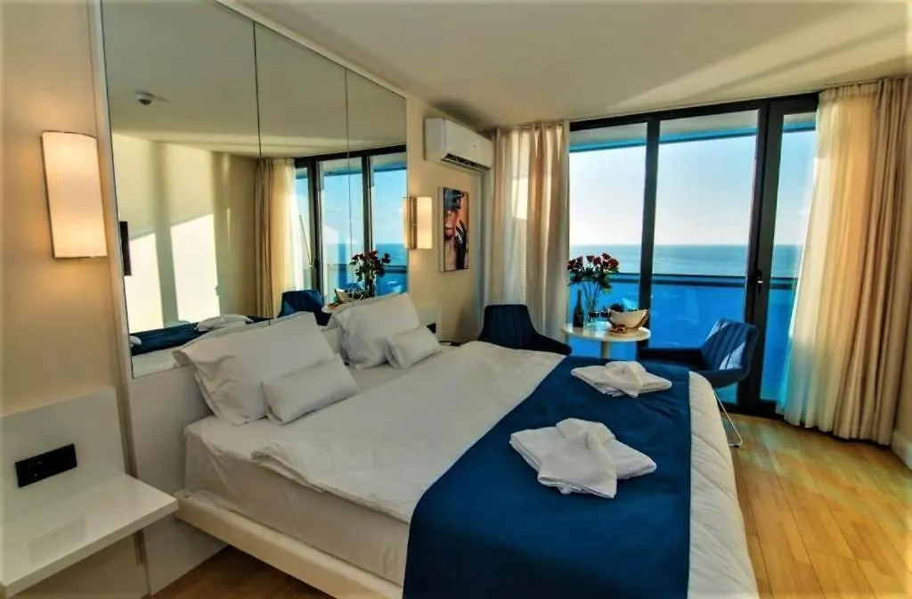 Panorama City Center Beachfront Lägenhet Batumi